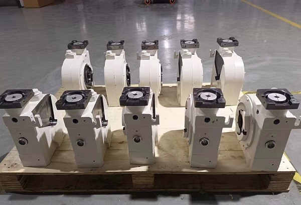 艾思捷定制玻璃、陶瓷行業(yè)專用減速機.jpg